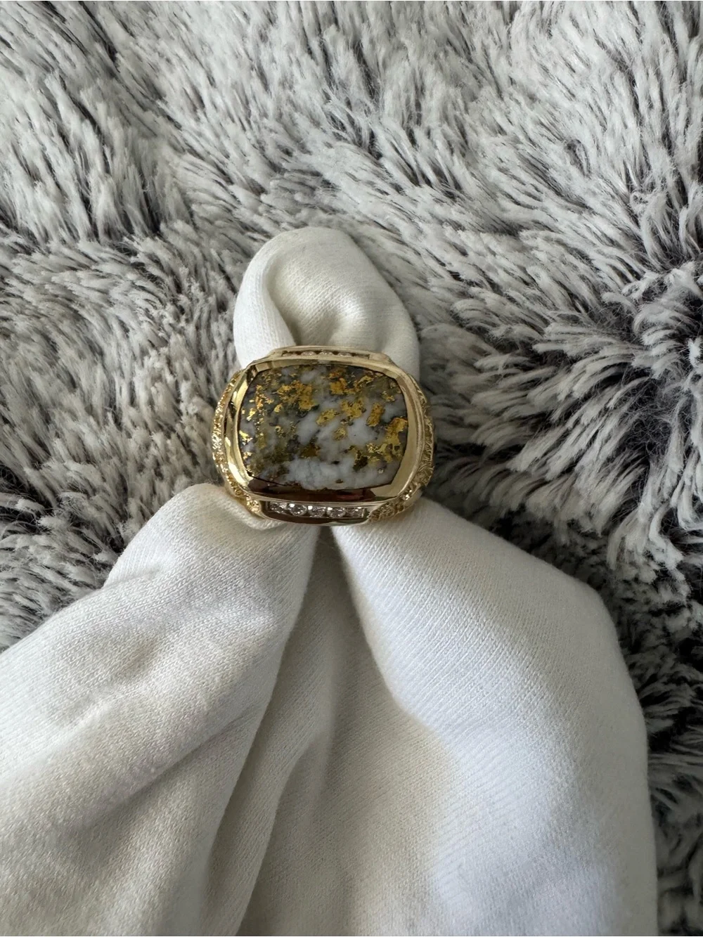 14K Gold-In-Quartz Center Statement Ring - Elegant Men’s Jewelry